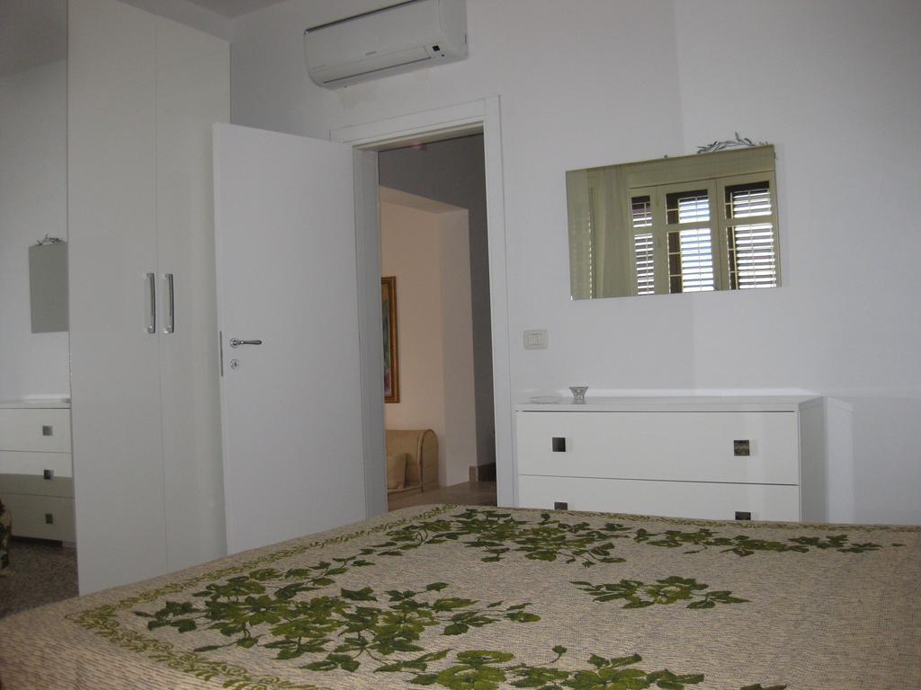 Casa Vacanze Le Rose Marina di Ragusa Szoba fotó