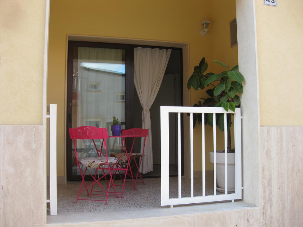 Casa Vacanze Le Rose Marina di Ragusa Szoba fotó