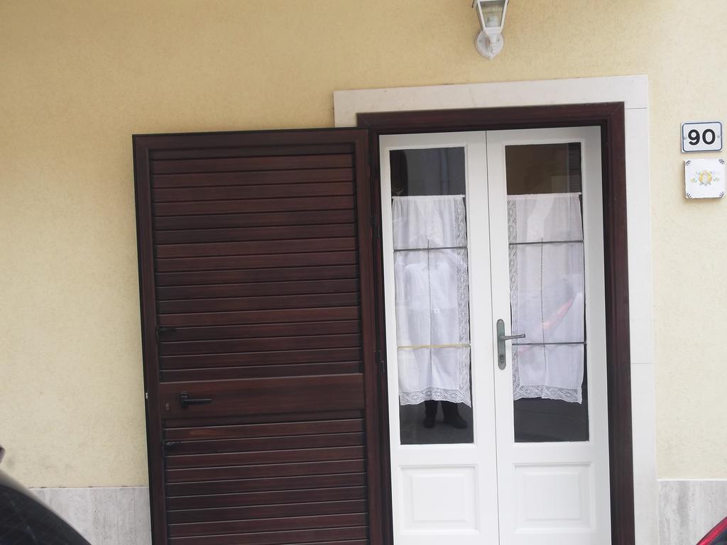 Casa Vacanze Le Rose Marina di Ragusa Kültér fotó